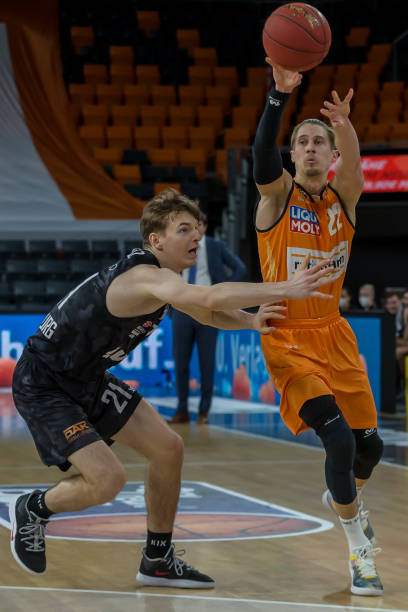 几场比赛中 几场比赛中