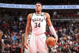 在法国站引 在法国站引