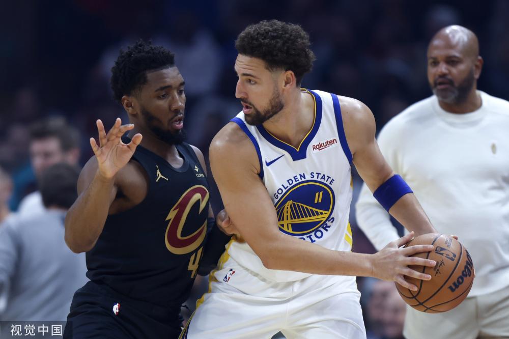 他反复强调 他反复强调