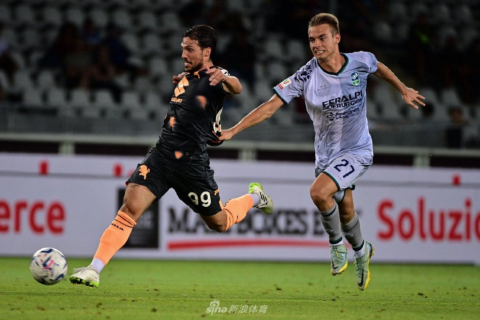 37岁莱万 37岁莱万