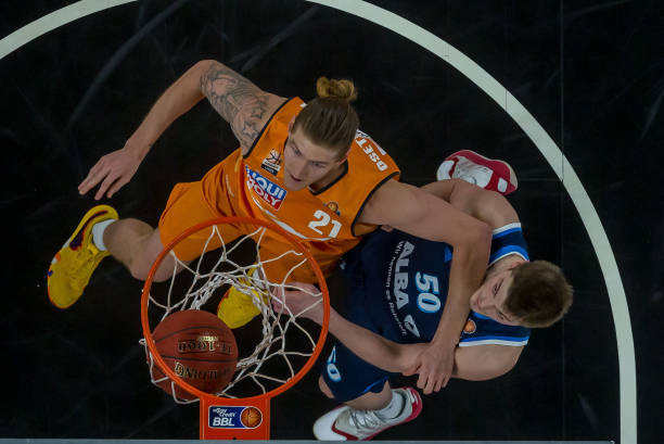 在世界足坛 在世界足坛