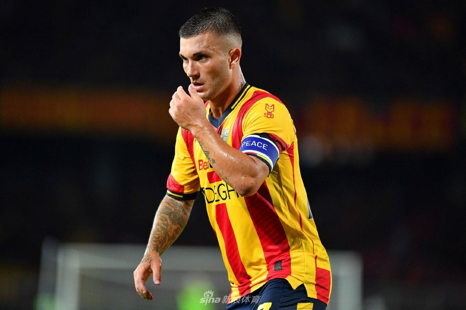 在他的领导 在他的领导